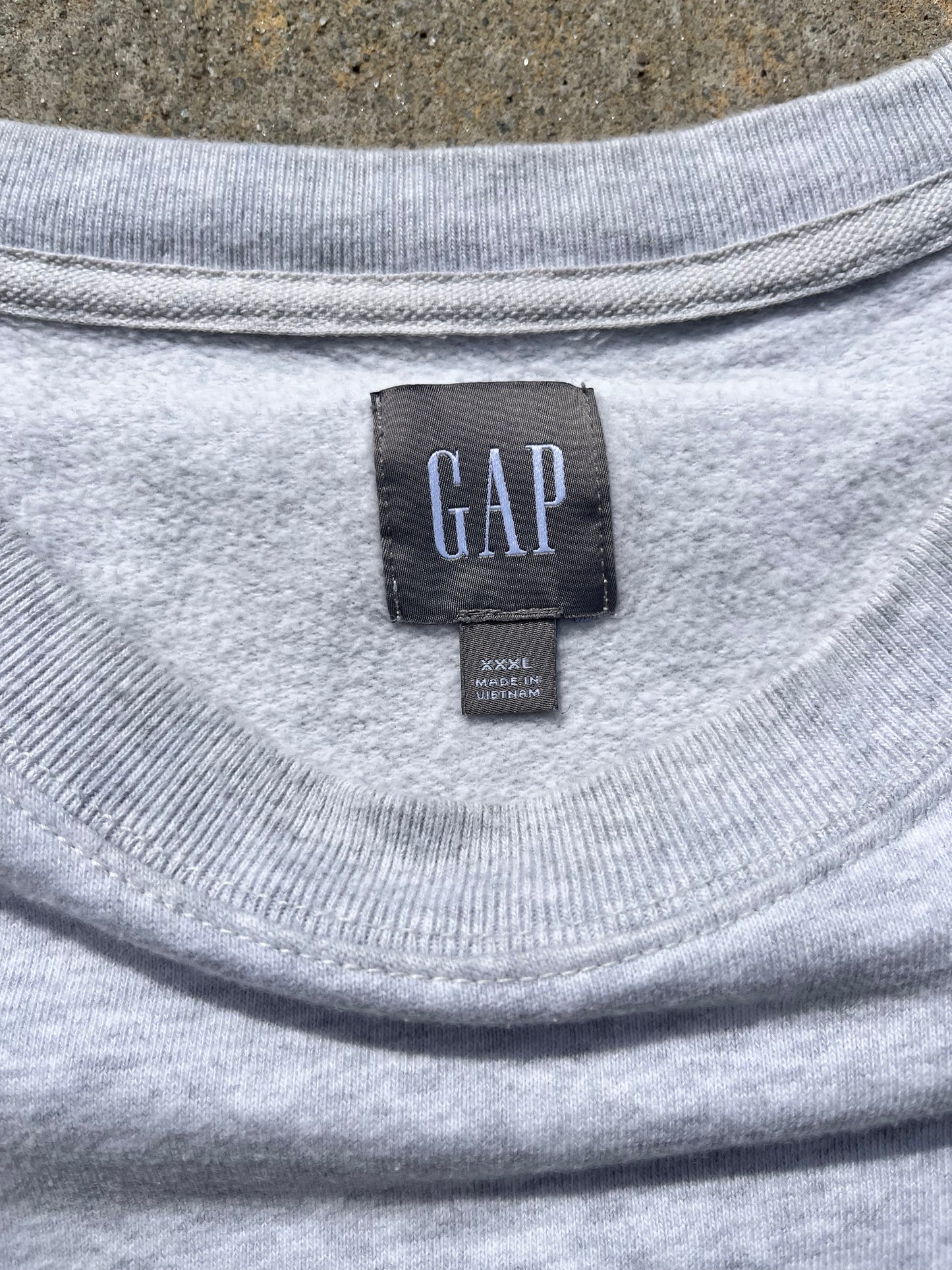 Gap Sport pullover