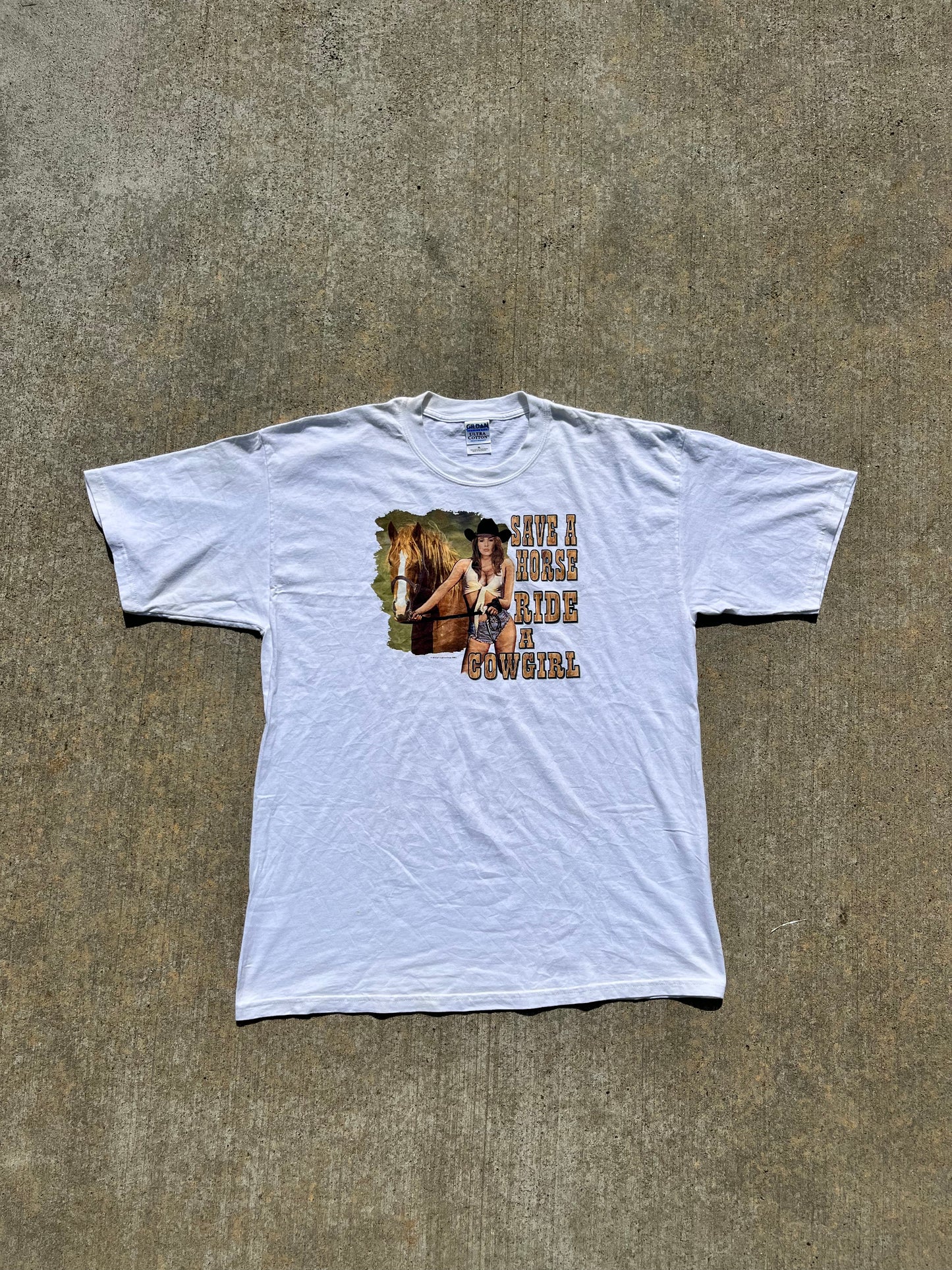 04' Save A Horse Ride A Cowgirl tee